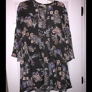 Umgee Floral Tunic with Keyhole Neckline